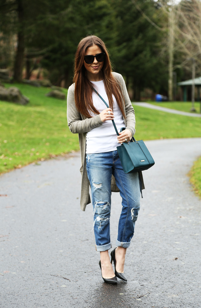 long cardigan with distressed boyfriend jeans