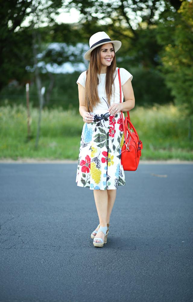 summer dress red bag