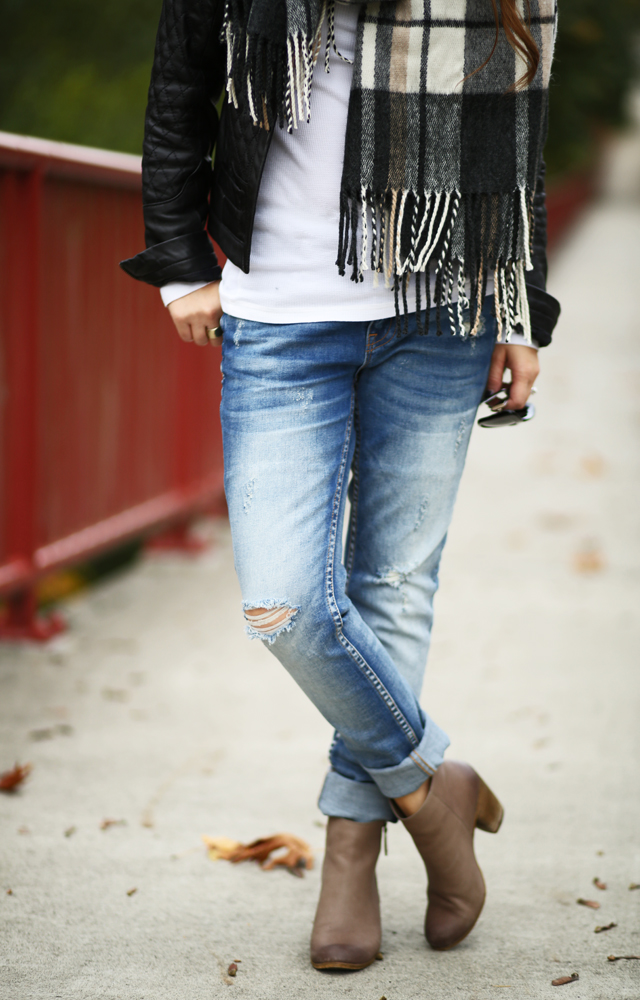 ripped skinny boyfriend jeans