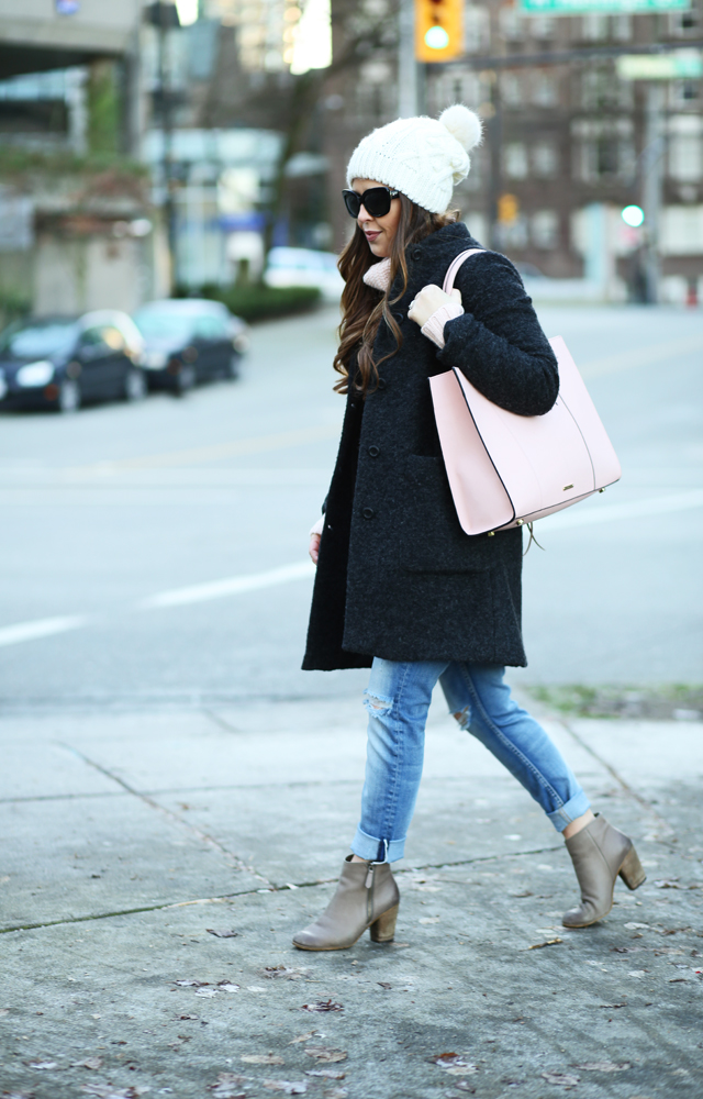 charcoal coat pink bag