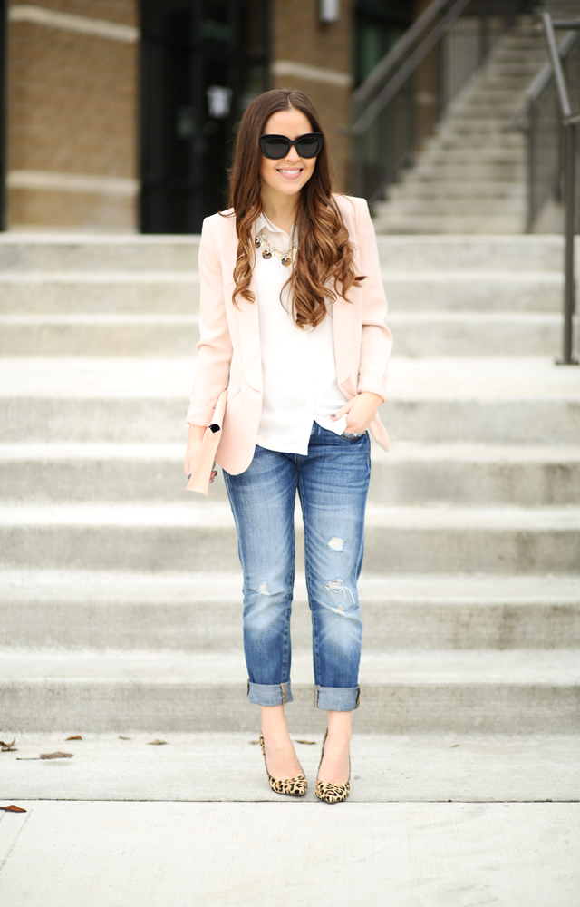 boyfriend jeans pink blazer leopard pumps