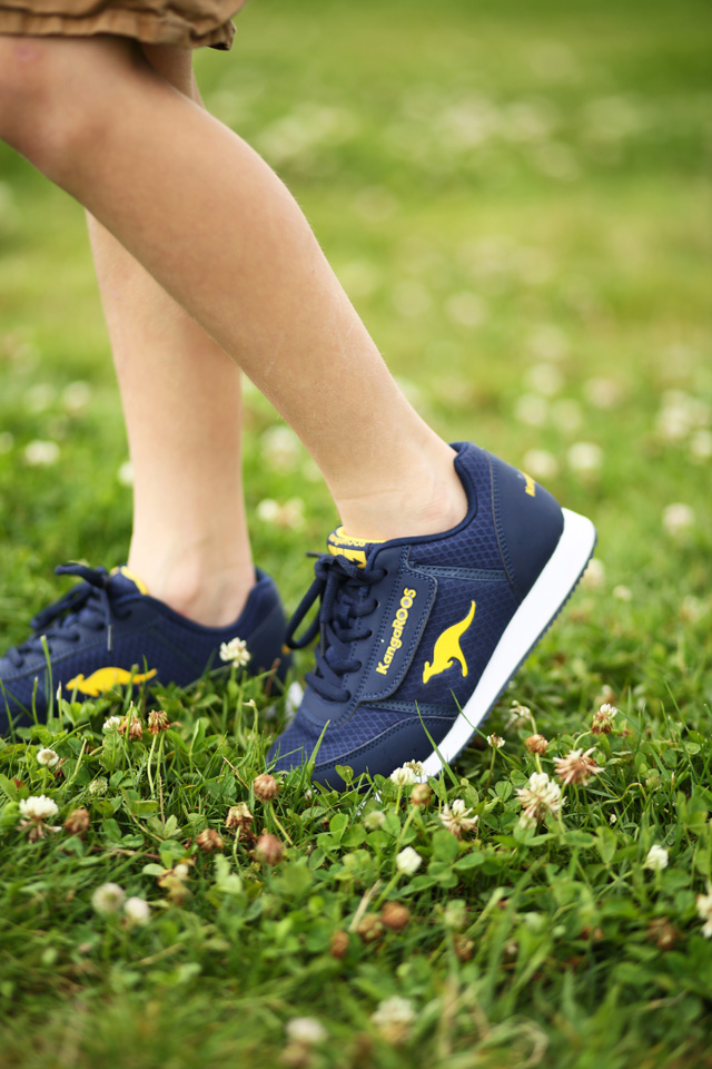 navy kangaroos shoes