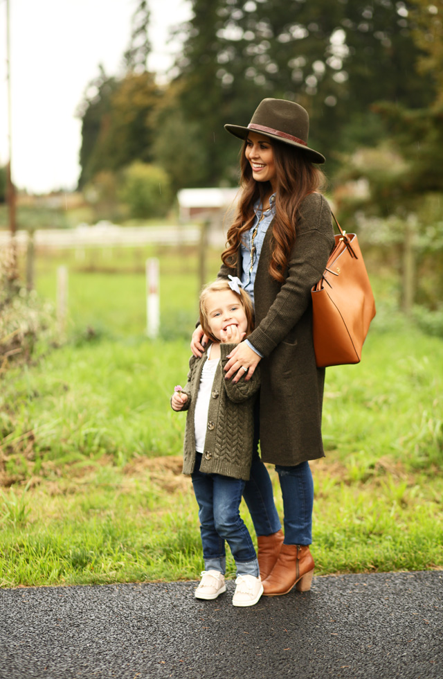 mother-and-daughter-in-olive-green