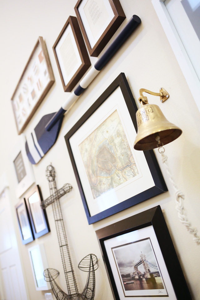 nautical-gallery-wall