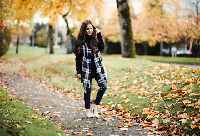 navy-sweater-tunic