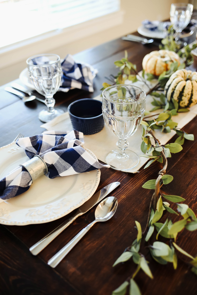 thanksgiving-table-9958