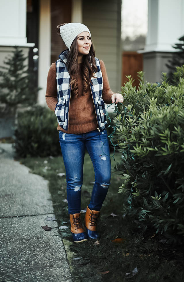 pom-beanie-plaid-vest-winter-boots-6