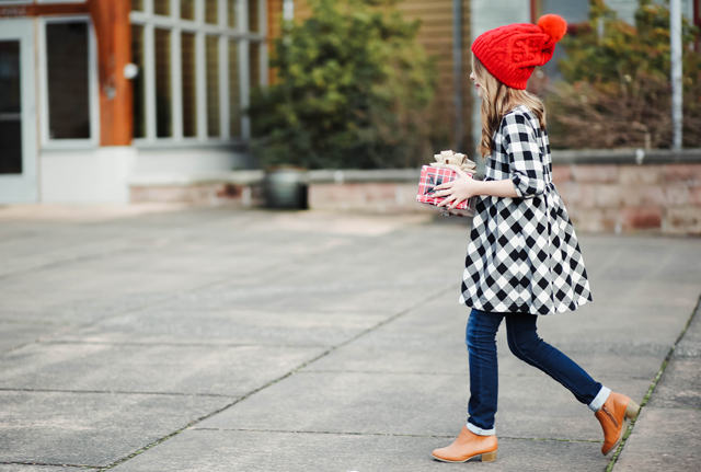 tween-gift-guide-buffalo-check-dress