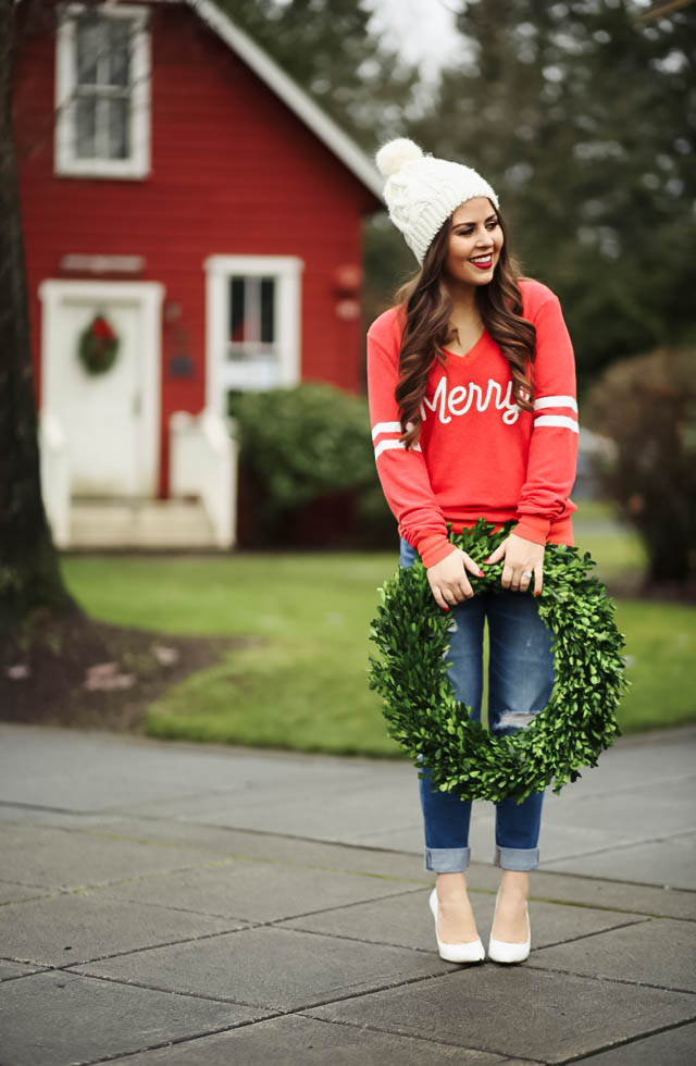 white-pom-beanie-merry-sweatshirt-4