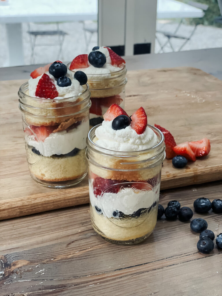 mixed berry mini trifles